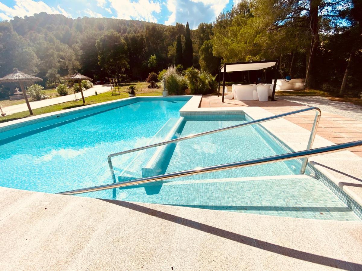 Private Villas Puerto Pollensa For Family Groups, Private Mountain Ideal For Runners, Trailers, Hikers, It Is Approximately 3 Minute Walk From The Beach Dış mekan fotoğraf